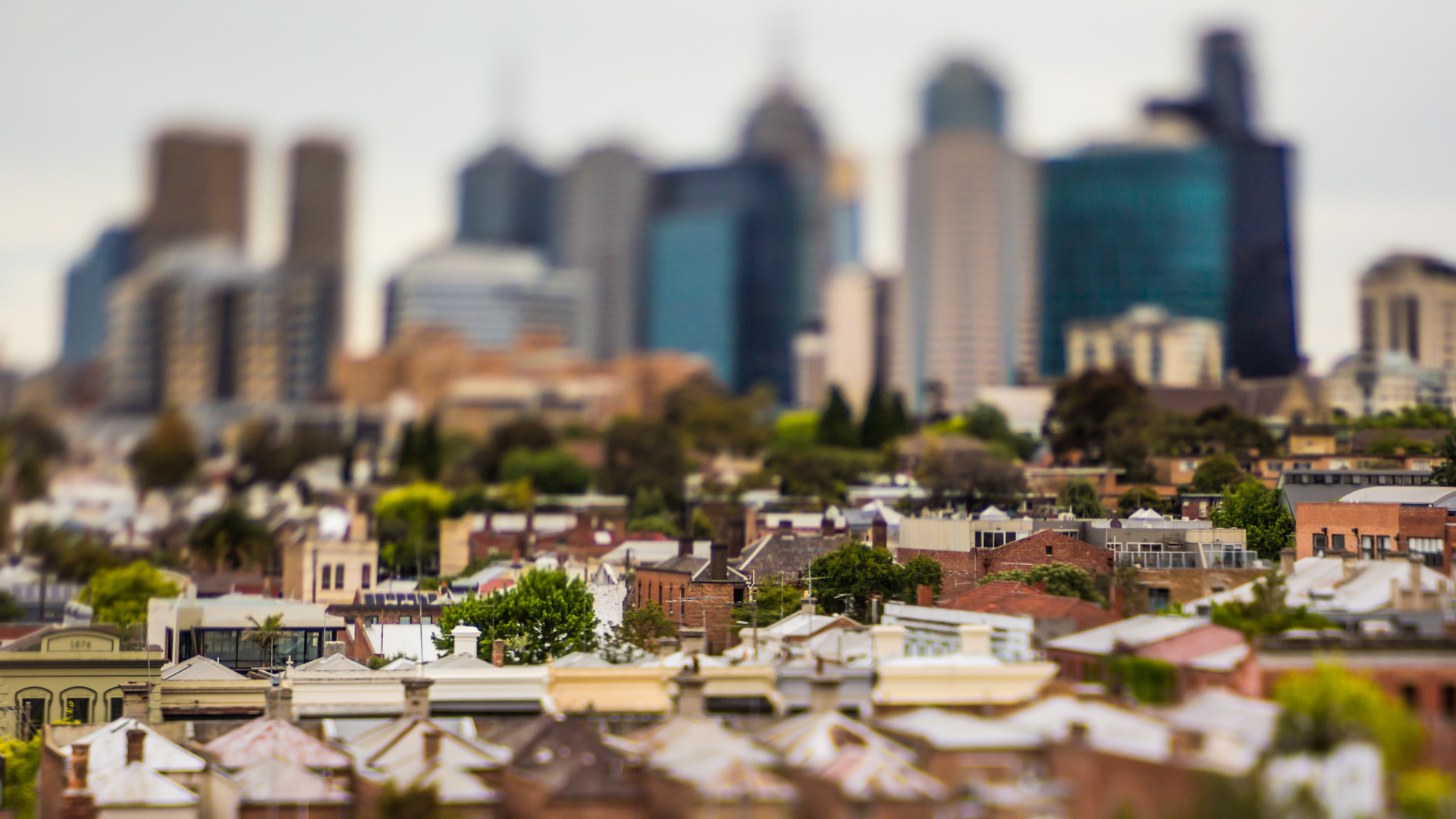 Lensbaby Edge 80 - Big Things Made Small